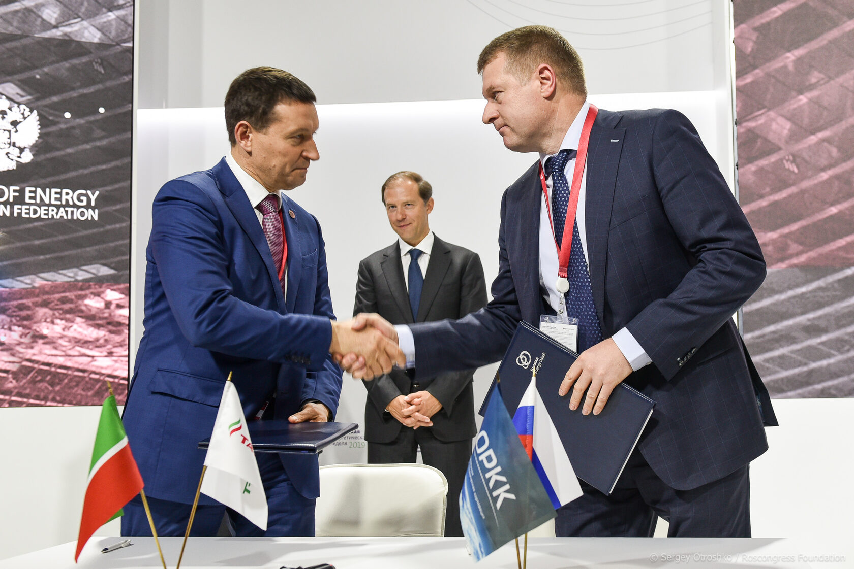 Объединение Татнефть и Лукойл